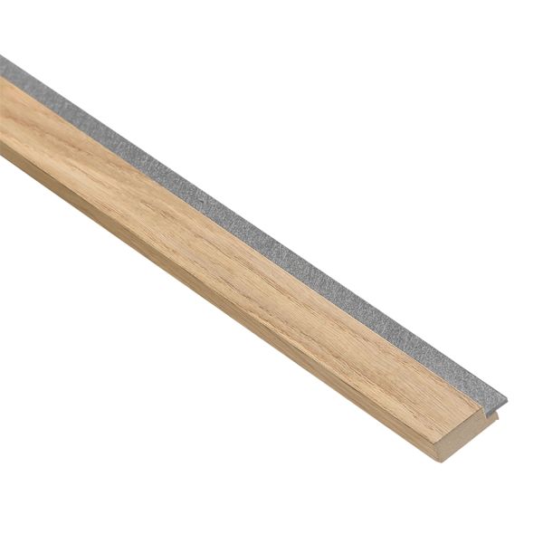 Nordje Abschlussleiste Standard | Standardkern | Weiß geölt | Grauer Filz | 16 x 42 x 2780 mm